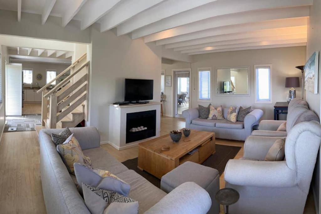 Summit Song - Thesen Island Villa Knysna Exterior photo